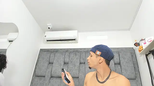 DamianandEva online show from 12/01/25, 01:01