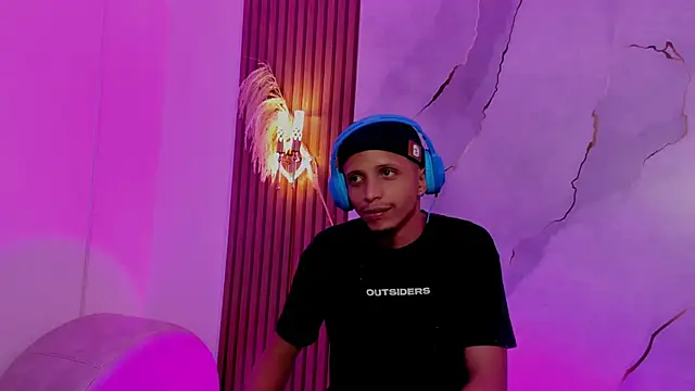 DamianandEva online show from 04/12/26, 12:19