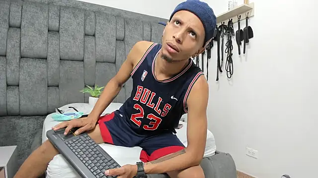 DamianandEva online show from 11/10/25, 12:10