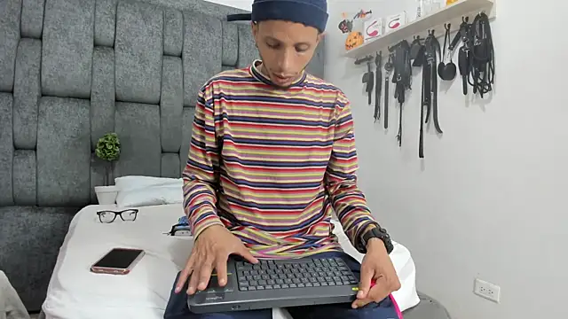 DamianandEva online show from 11/13/25, 12:53