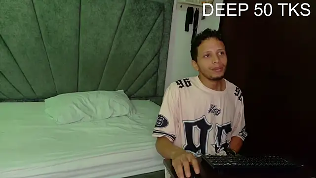 DamianandEva online show from 04/01/26, 12:39