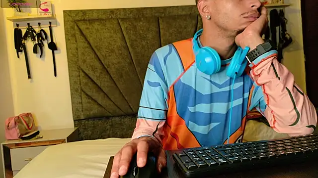 DamianandEva online show from 04/14/26, 12:10