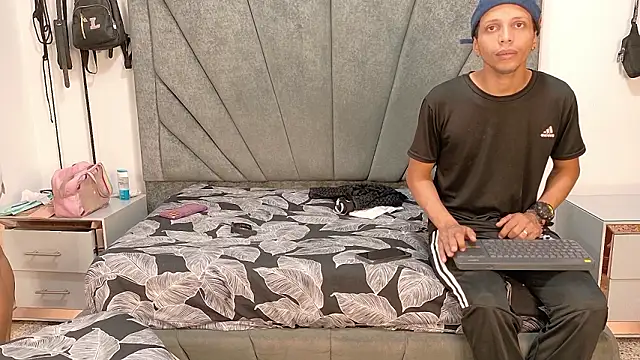 DamianandEva online show from 02/04/26, 01:17