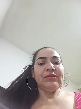 Snapshot of MaryRoze_ chatting on 02/24/26, 12:33 MaryRoze online show from 02/24/26, 12:33