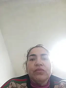 Snapshot of MaryRoze_ chatting on 05/17/26, 04:29 MaryRoze online show from 05/17/26, 04:29
