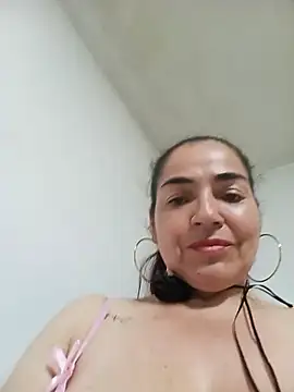 Snapshot of MaryRoze_ chatting on 02/13/26, 12:10 MaryRoze online show from 02/13/26, 12:10