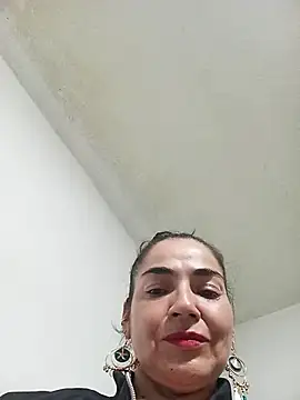 Snapshot of MaryRoze_ chatting on 02/25/26, 12:44 MaryRoze online show from 02/25/26, 12:44