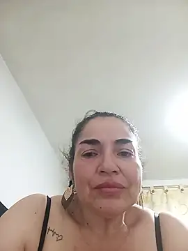 Snapshot of MaryRoze_ chatting on 05/30/26, 01:45 MaryRoze online show from 05/30/26, 01:45