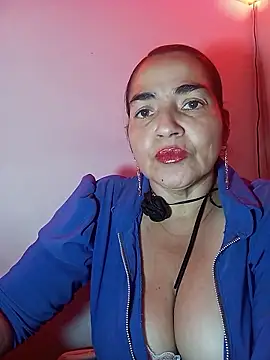 Snapshot of MaryRoze_ chatting on 01/09/26, 11:33 MaryRoze online show from 01/09/26, 11:33