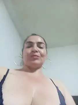 Snapshot of MaryRoze_ chatting on 02/20/26, 12:51 MaryRoze online show from 02/20/26, 12:51