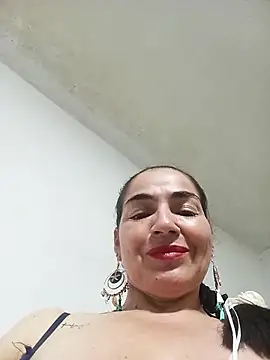 Snapshot of MaryRoze_ chatting on 03/02/26, 03:40 MaryRoze online show from 03/02/26, 03:40