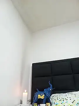 Snapshot of MaryRoze_ chatting on 02/21/26, 12:45 MaryRoze online show from 02/21/26, 12:45