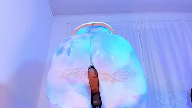 Natural BIGASS Nina online show from 04/12/26, 12:41