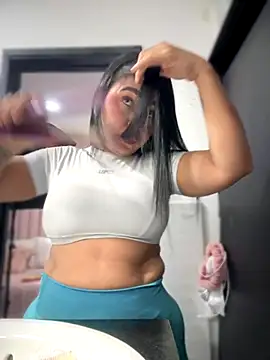 Natural BIGASS Nina online show from 11/19/25, 10:04