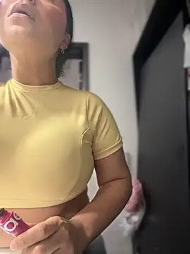 Natural BIGASS Nina online show from 11/18/25, 10:07