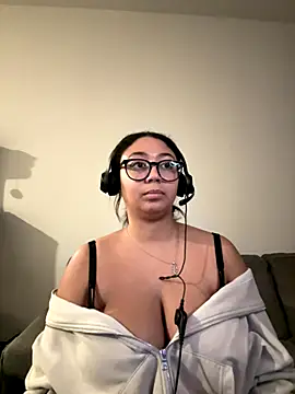 minha baby online show from 12/21/25, 05:09