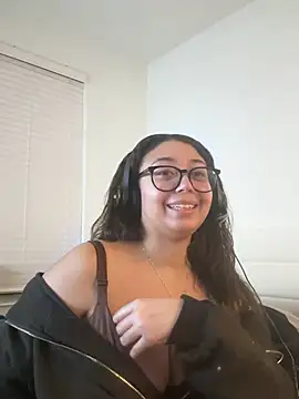 minha baby online show from 02/15/26, 07:51