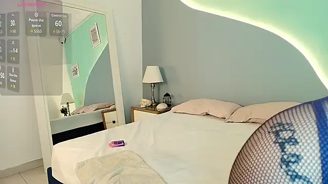 Harleydevaal online show from 12/22/25, 03:45