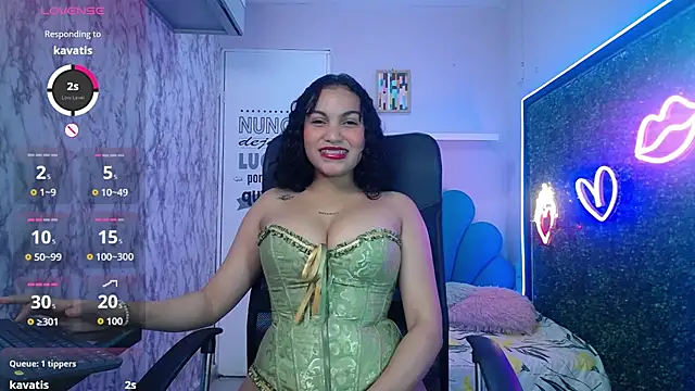 Snapshot of valeria_martinez19 chatting on 02/03/26, 03:15 valeria martinez19 online show from 02/03/26, 03:15