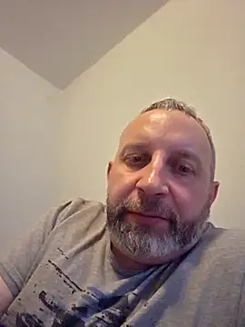 Snapshot of ghost430000 chatting on 10/29/25, 09:47 ghost430000 online show from 10/29/25, 09:47