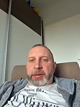 Snapshot of ghost430000 chatting on 11/02/25, 09:58 ghost430000 online show from 11/02/25, 09:58