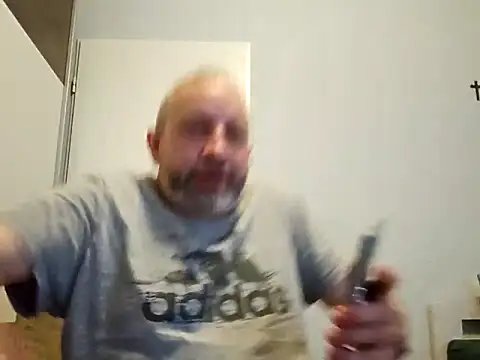 Snapshot of ghost430000 chatting on 10/30/25, 06:38 ghost430000 online show from 10/30/25, 06:38