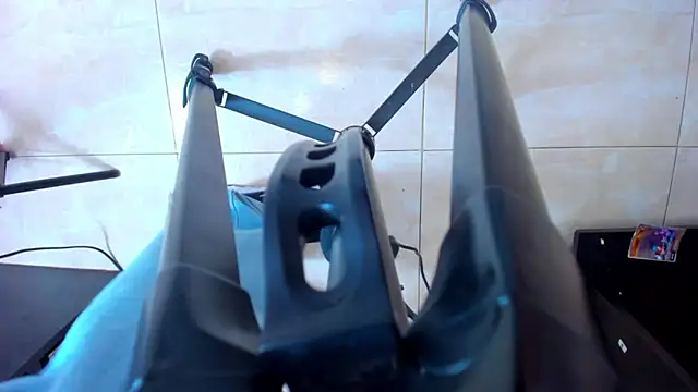 Cataleyaa Rose online show from 12/05/25, 07:34