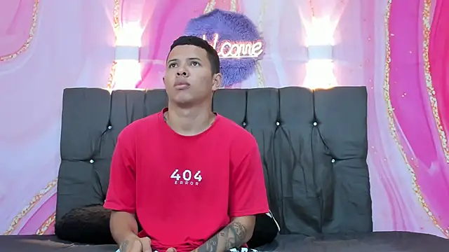 Steven19 LatinBoy online show from 12/05/25, 11:31