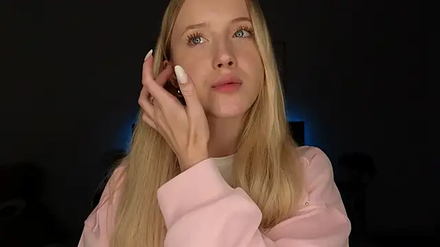 adele armass online show from 04/22/26, 08:26