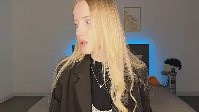 adele armass online show from 05/15/26, 09:02