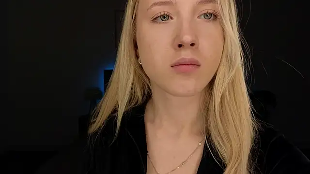 adele armass online show from 04/28/26, 08:24