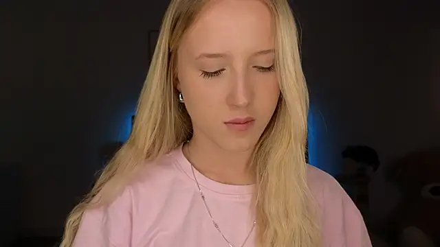 adele armass online show from 03/24/26, 09:59