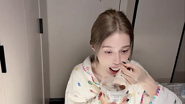 yuyu-33 online show from 02/04/26, 02:45