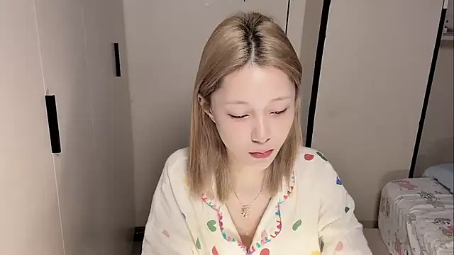 yuyu-33 online show from 03/06/26, 12:16