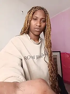 EvonyFoxxx online show from 05/25/26, 04:34
