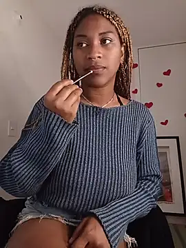 Snapshot of EvonyFoxxx chatting on 07/04/26, 02:40 EvonyFoxxx online show from 07/04/26, 02:40