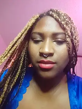 Snapshot of EvonyFoxxx chatting on 12/02/25, 02:12 EvonyFoxxx online show from 12/02/25, 02:12