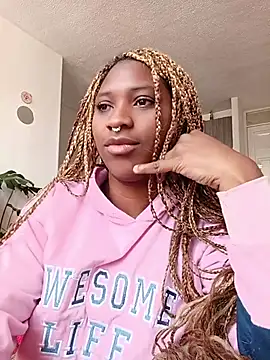 Snapshot of EvonyFoxxx chatting on 02/08/26, 03:54 EvonyFoxxx online show from 02/08/26, 03:54