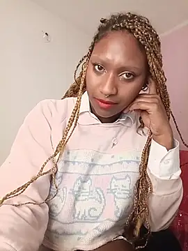 EvonyFoxxx online show from 06/04/26, 03:55