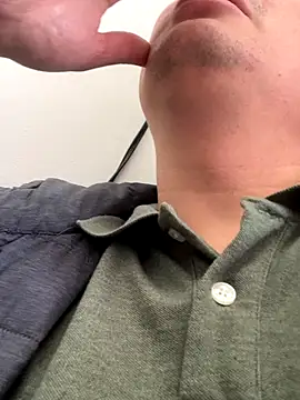 NathanielLux29 online show from 11/05/25, 04:54