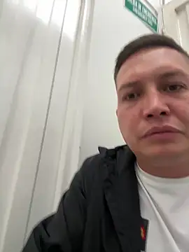 NathanielLux29 online show from 11/07/25, 08:24