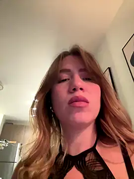 Snapshot of Aurora_princessex chatting on 10/30/25, 01:48 Aurora princessex online show from 10/30/25, 01:48