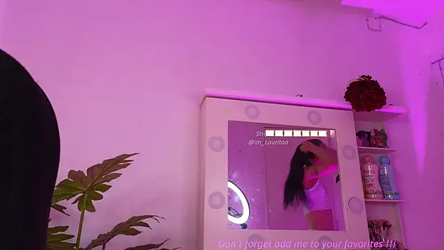 Snapshot of BabyLauritaa chatting on 07/08/26, 03:56 BabyLauritaa online show from 07/08/26, 03:56