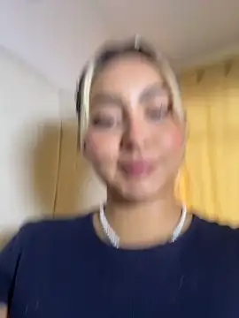 Elina Hills online show from 01/05/26, 07:06