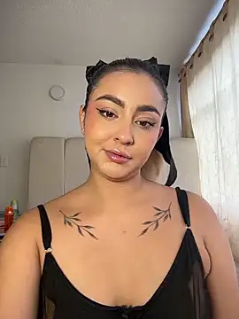 Elina Hills online show from 02/19/26, 06:38