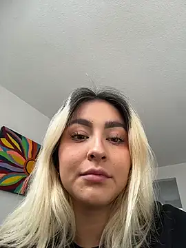 Elina Hills online show from 03/09/26, 06:11