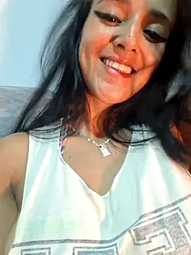 lila queen  online show from 11/14/25, 01:31