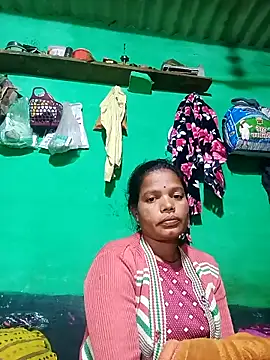 Sangita k online show from 12/17/25, 04:23