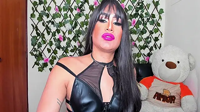 Snapshot of melani_ferraraa_ chatting on 11/07/25, 04:06 melani ferraraa online show from 11/07/25, 04:06