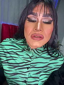 melani ferraraa  online show from 05/26/26, 04:10